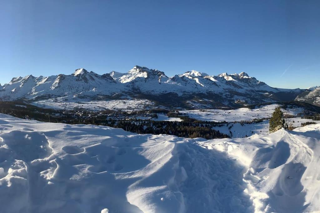 Superbe Appartement La Joue Du Loup Centre, 6 Personnes, Avec Parking Prive Saint-Étienne-en-Dévoluy Εξωτερικό φωτογραφία